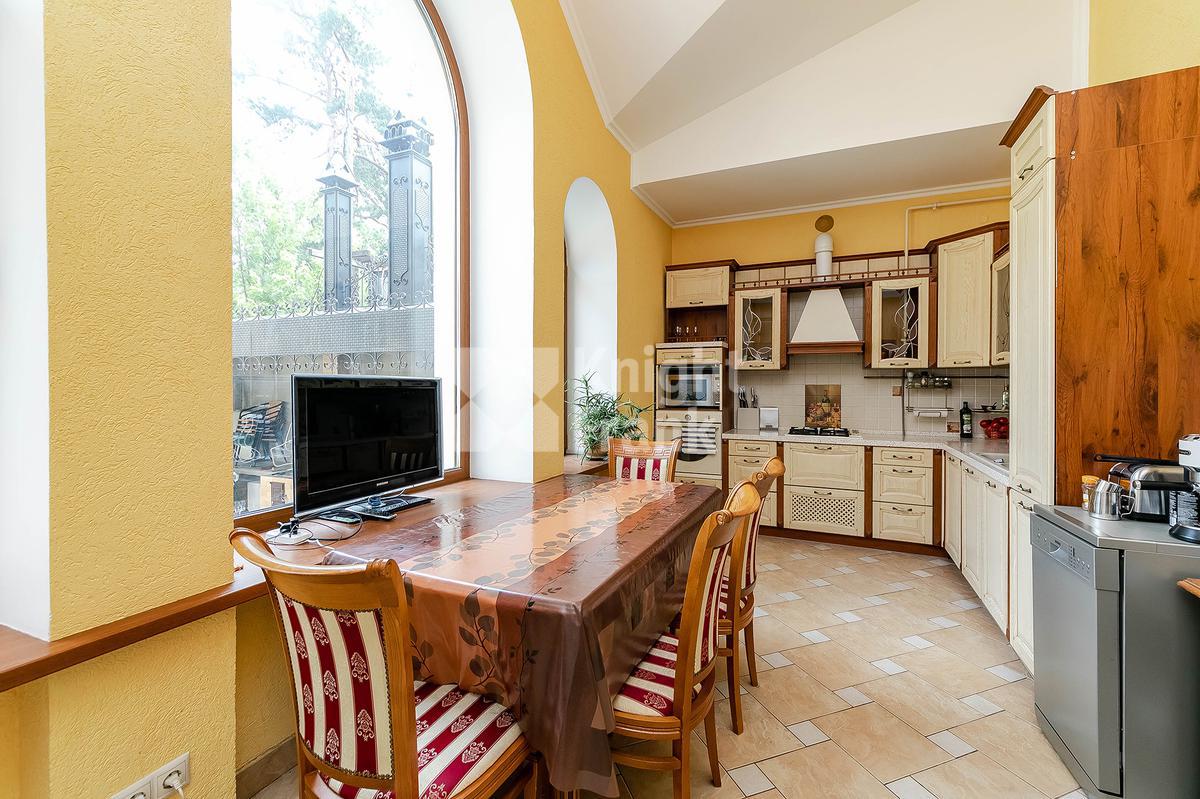 Кухня в доме